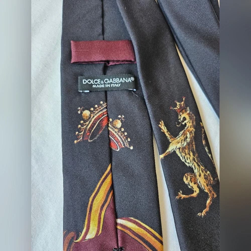 Dolce & Gabanna Tie - Picture 8 of 9